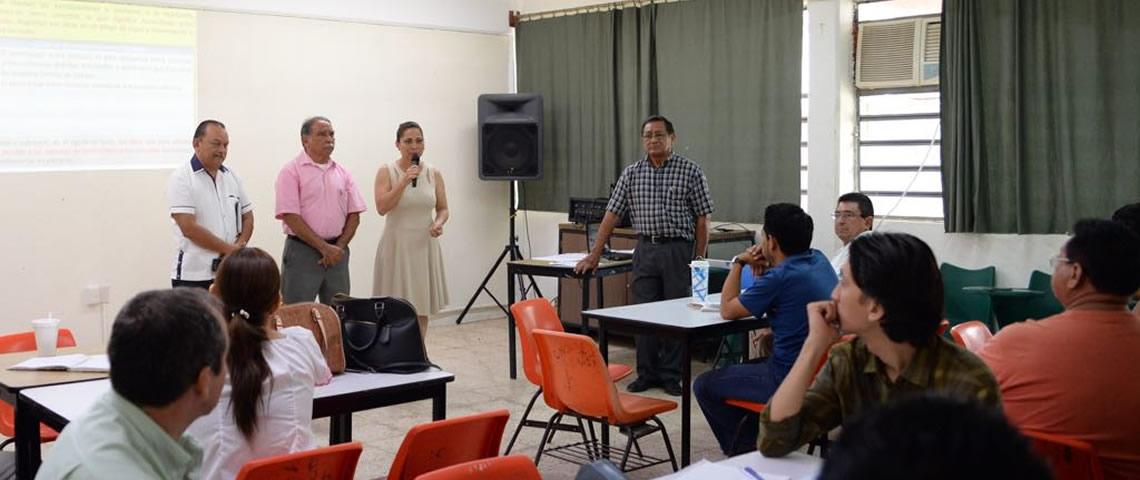 Reconoce titular de la SEyC el compromiso de los maestros para la mejora de la educación