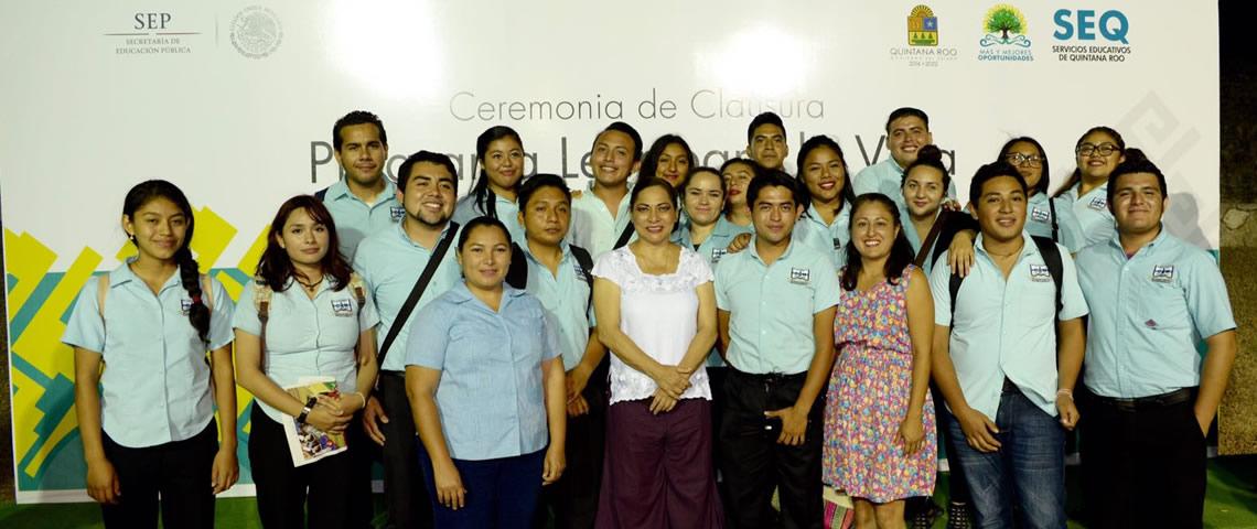 Fomentan lectura y escritura creativa en escuelas normalistas