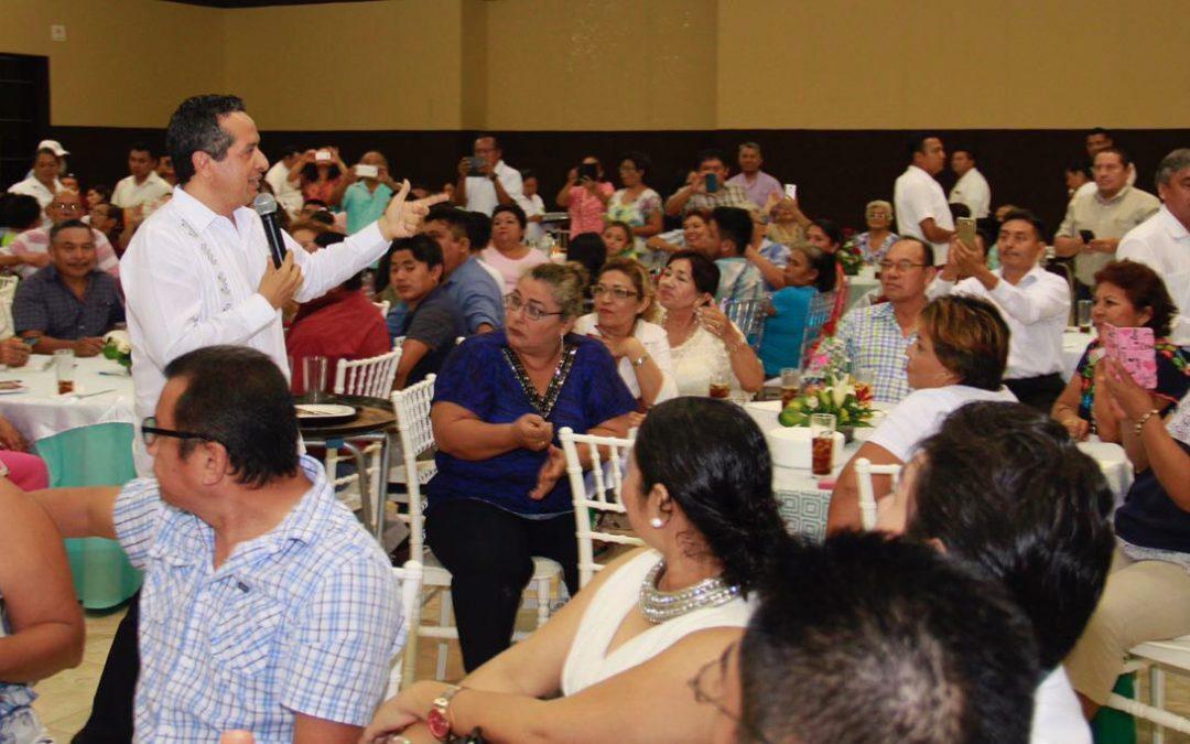 Para construir el futuro de las nuevas generaciones, nos necesitamos todos: Carlos Joaquín