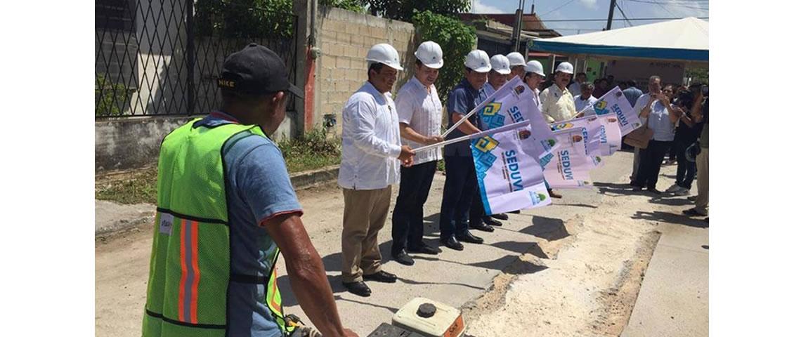 Participamos en el Banderazo para el inicio del "Programa de Rehabilitación del Espacio Público en Chetumal, Q.Roo"