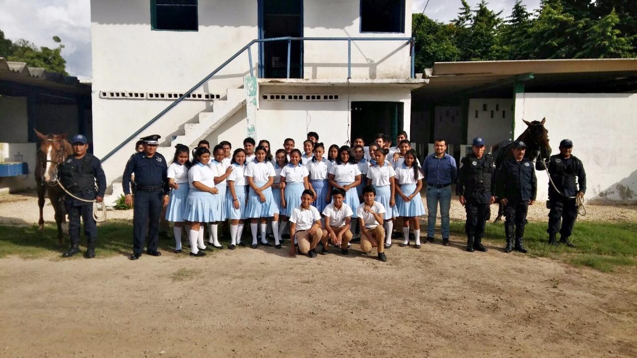 ACERCAMIENTO CON NIÑOS Y JÓVENES PARA FOMENTAR CULTURA DE LA PREVENCIÓN