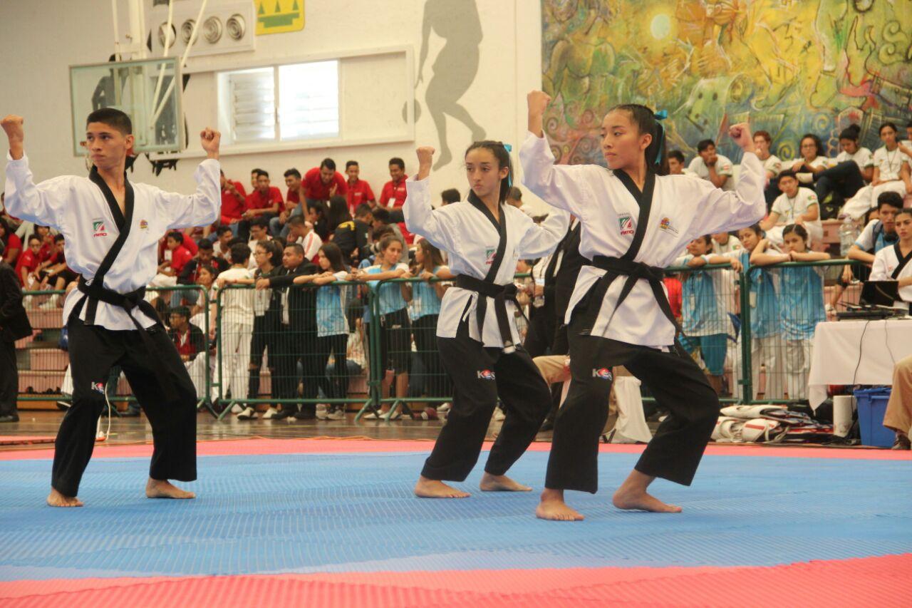 Taekwondoínes de Q.Roo se clasifican al Nacional