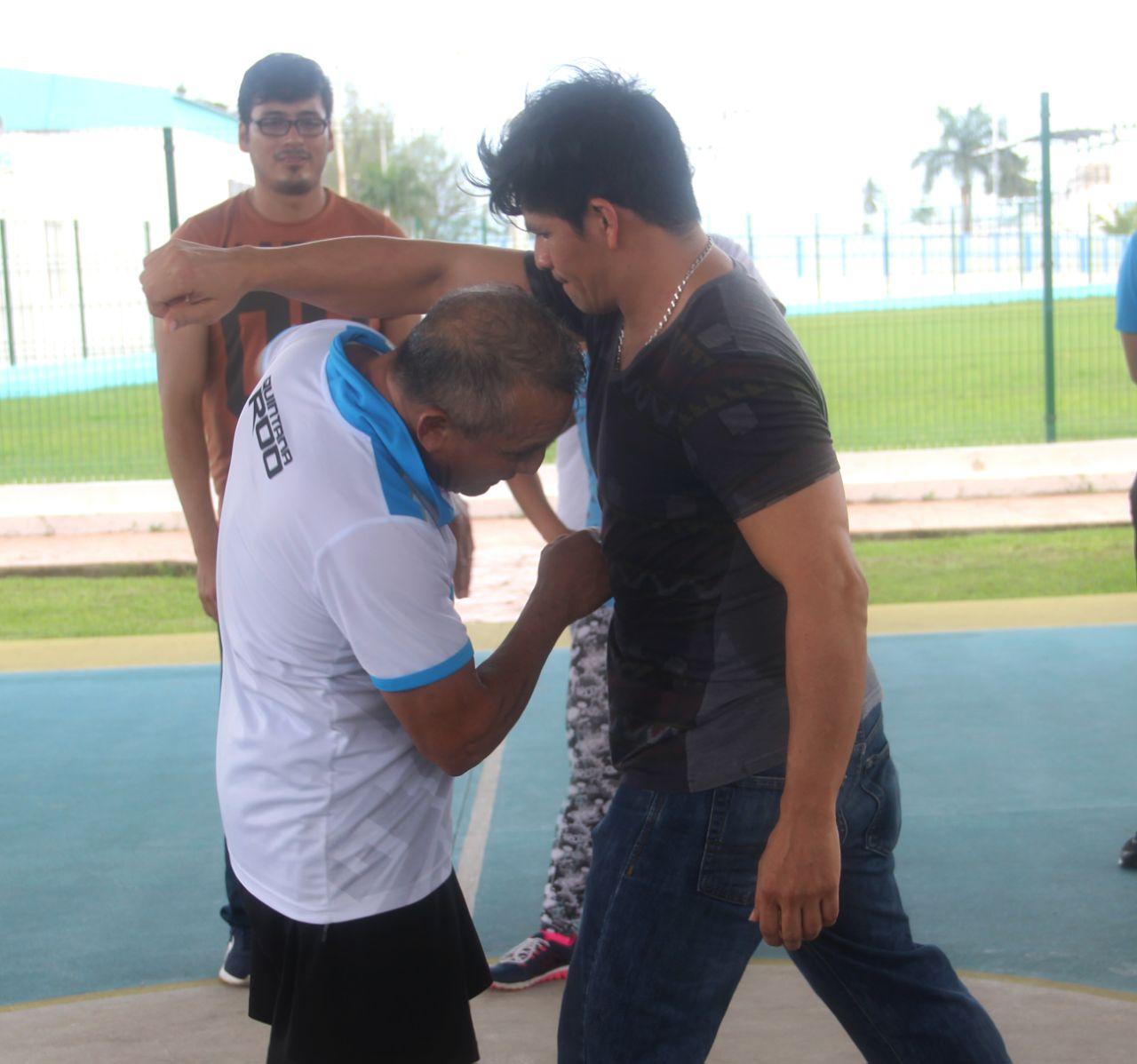 Curso-taller de defensa personal en la COJUDEQ