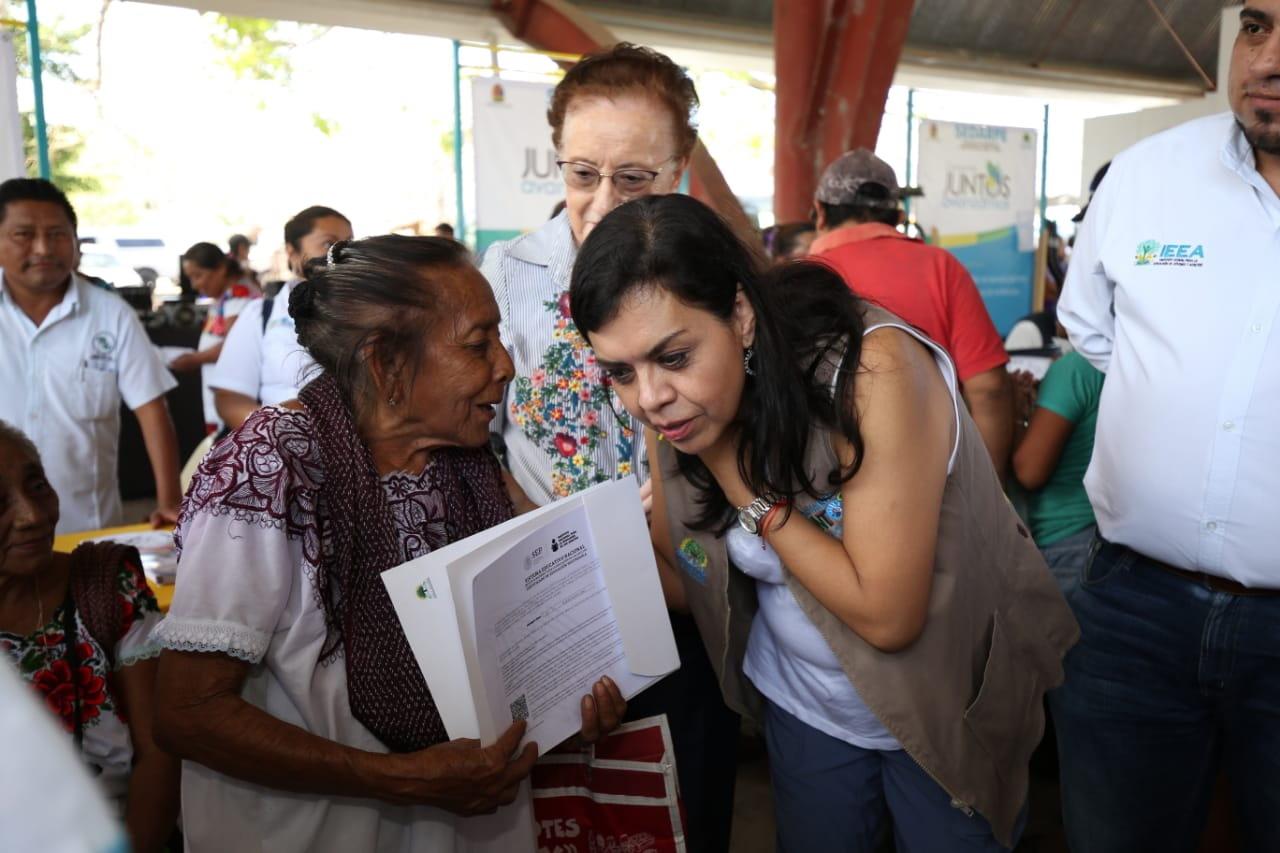 Vecinos de comunidades apartadas de Felipe Carrillo Puerto recibieron los servicios del gobierno de Carlos Joaquín