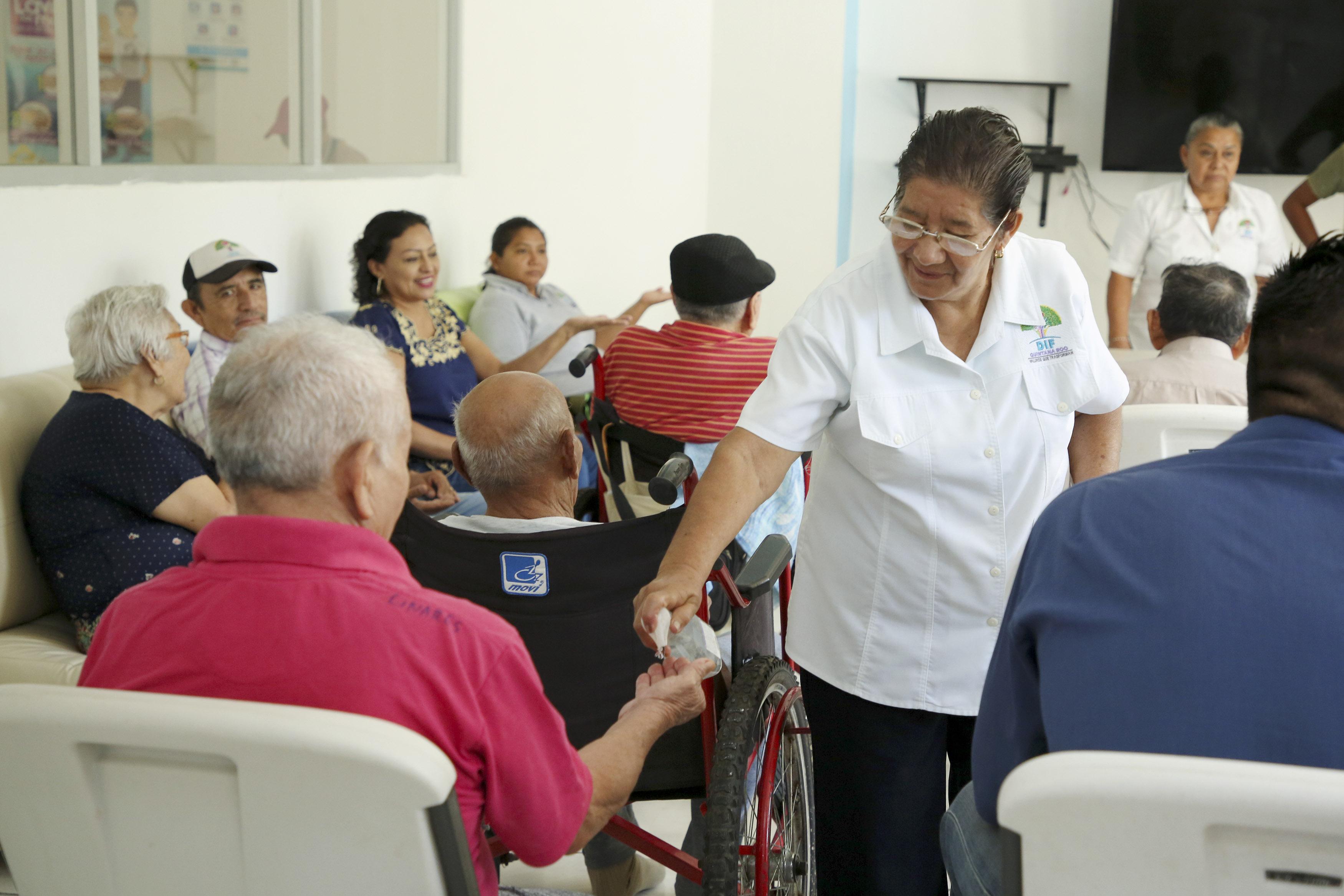 DIF Quintana Roo continúa reforzando acciones preventivas contra el COVID-19