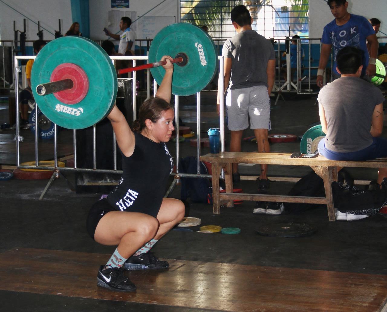 Últimos entrenamientos previo al Regional de Pesas